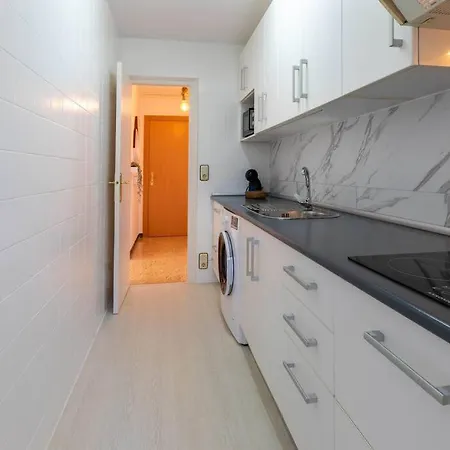 Just Oliver Holidays - Cye Vi Nude Cap Apartment Salou